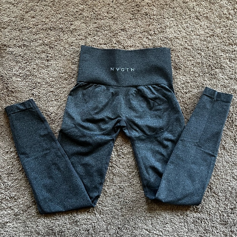 NVGTN Contour Seamless Leggings in Black Marl